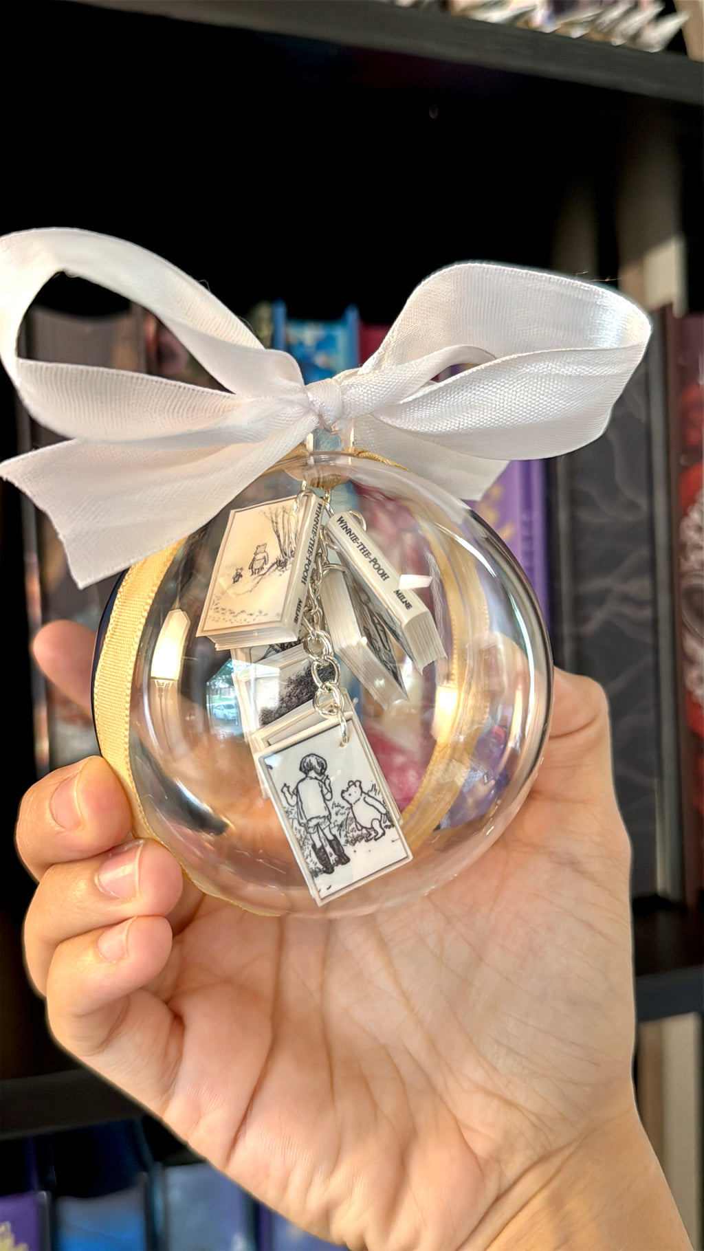 1926 Classic Winnie-the-Pooh Book Ornament